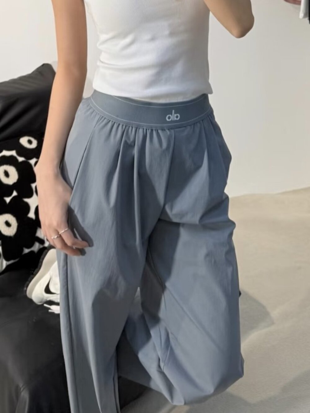 Regular Alo Yoga Steel Grey Pants NWT Cool Elevated Everyday Essential🤍💙💜